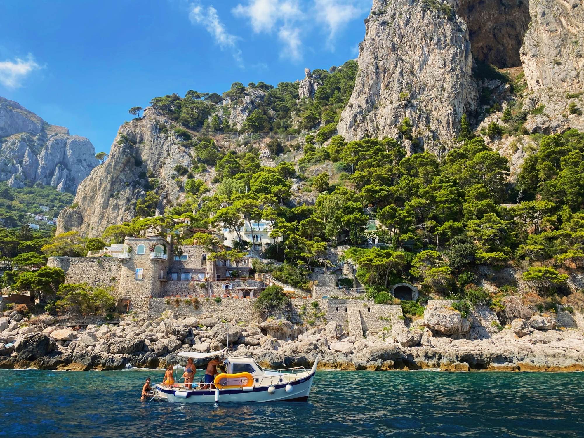 The Amalfi universe: Amalfi light